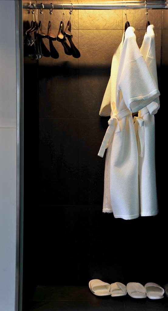 Best Western Sukhumvit 20 Bangkok Rum bild
