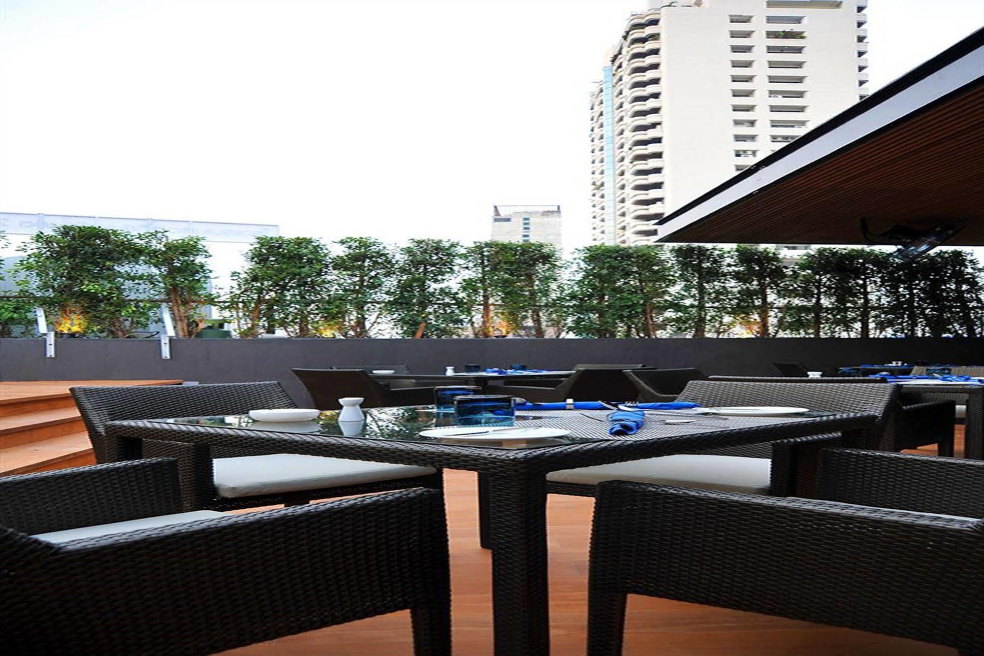 Best Western Sukhumvit 20 Bangkok Exteriör bild